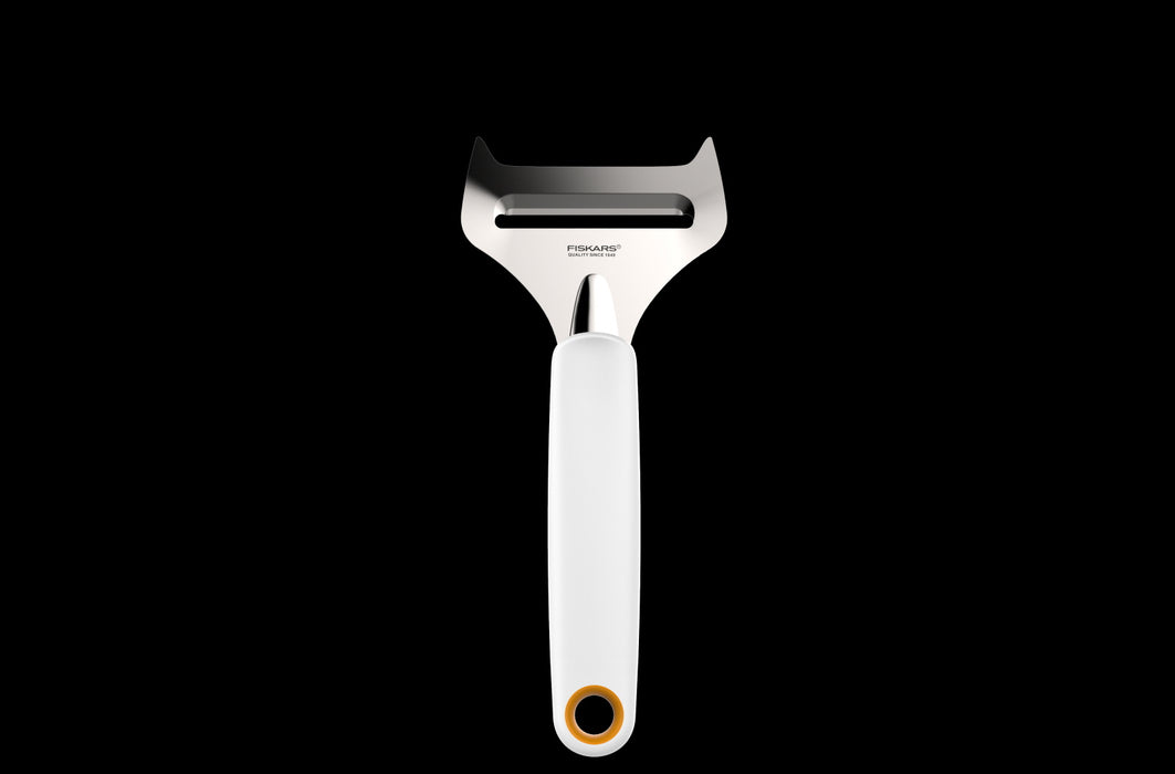 Fiskars Functional Form white soft cheese cutter 1016128