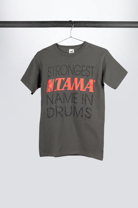 Tama t-shirt in dark grey with "Strongest Name" frontprint