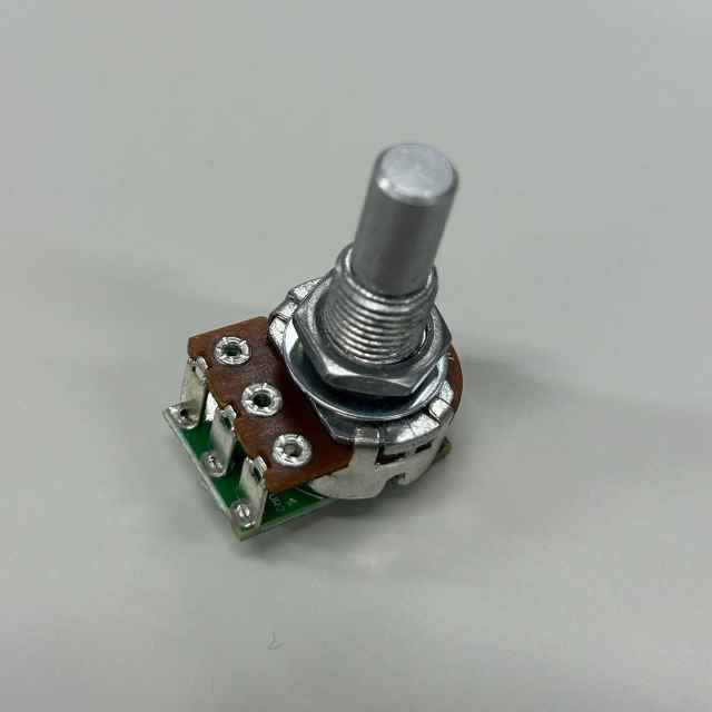 IBANEZ Potentiometer for Treble w/ Transit Point for Bass 4pin